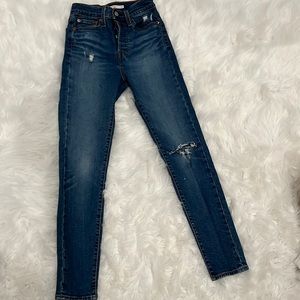 Levi Wedgie skinny Jeans